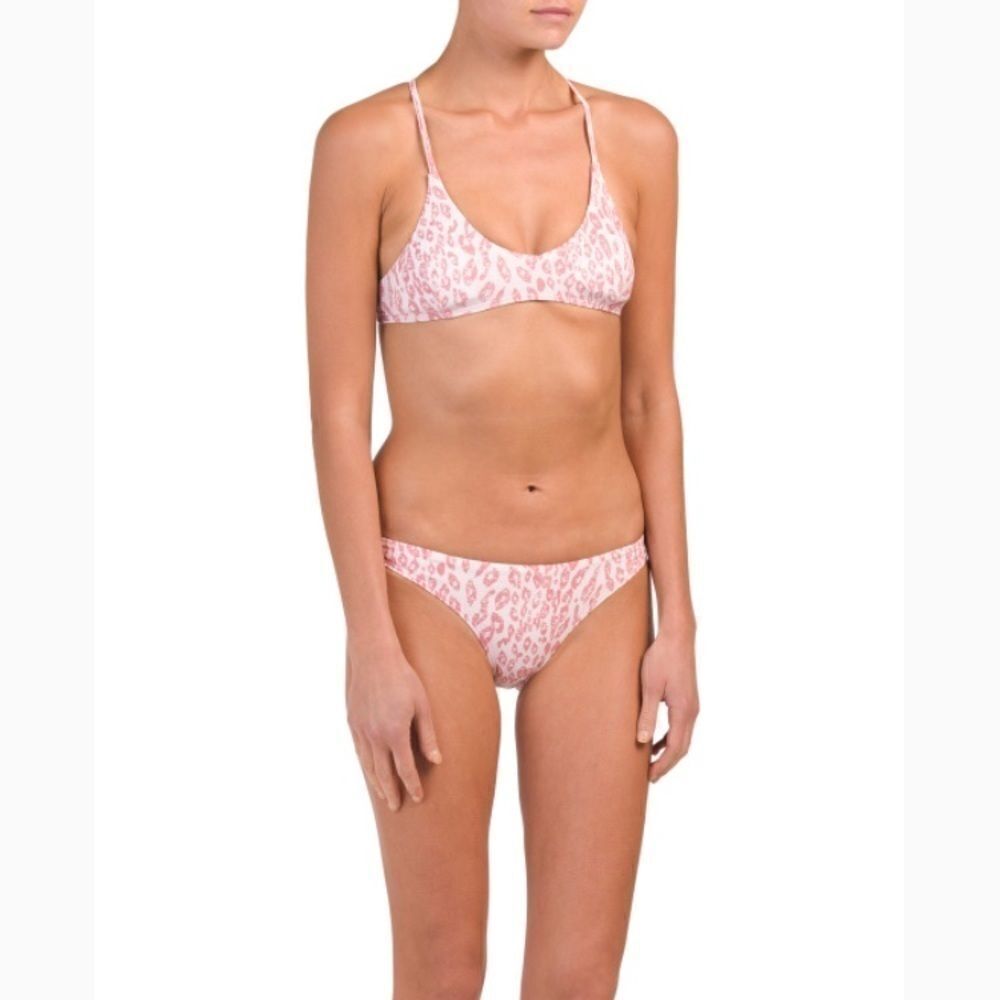Beach Babe Congolese Cancerian bikini